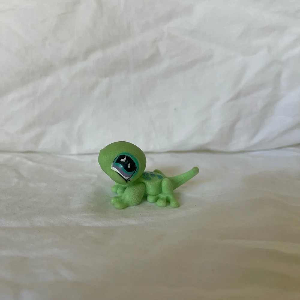 Littlest Pet Shop Authentic FROG #1020 Hasbro LPS